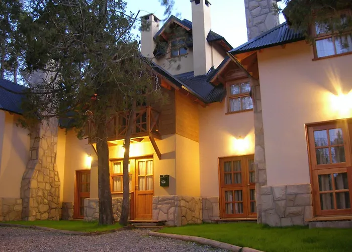 Apart Hotel Bungalows El Viejo Cipres San Carlos de Bariloche
